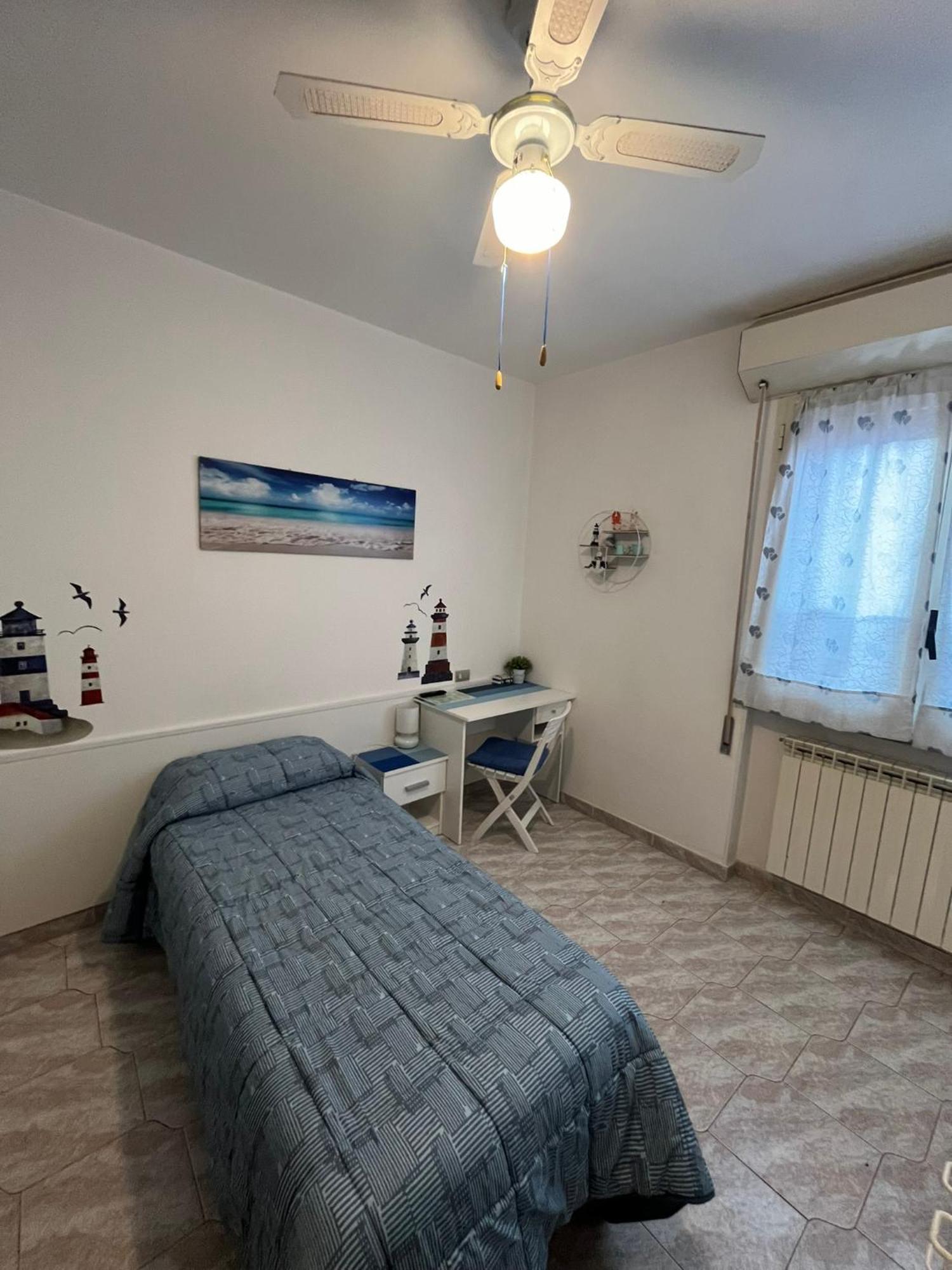B&B Il Girasole Ortonovo Bagian luar foto
